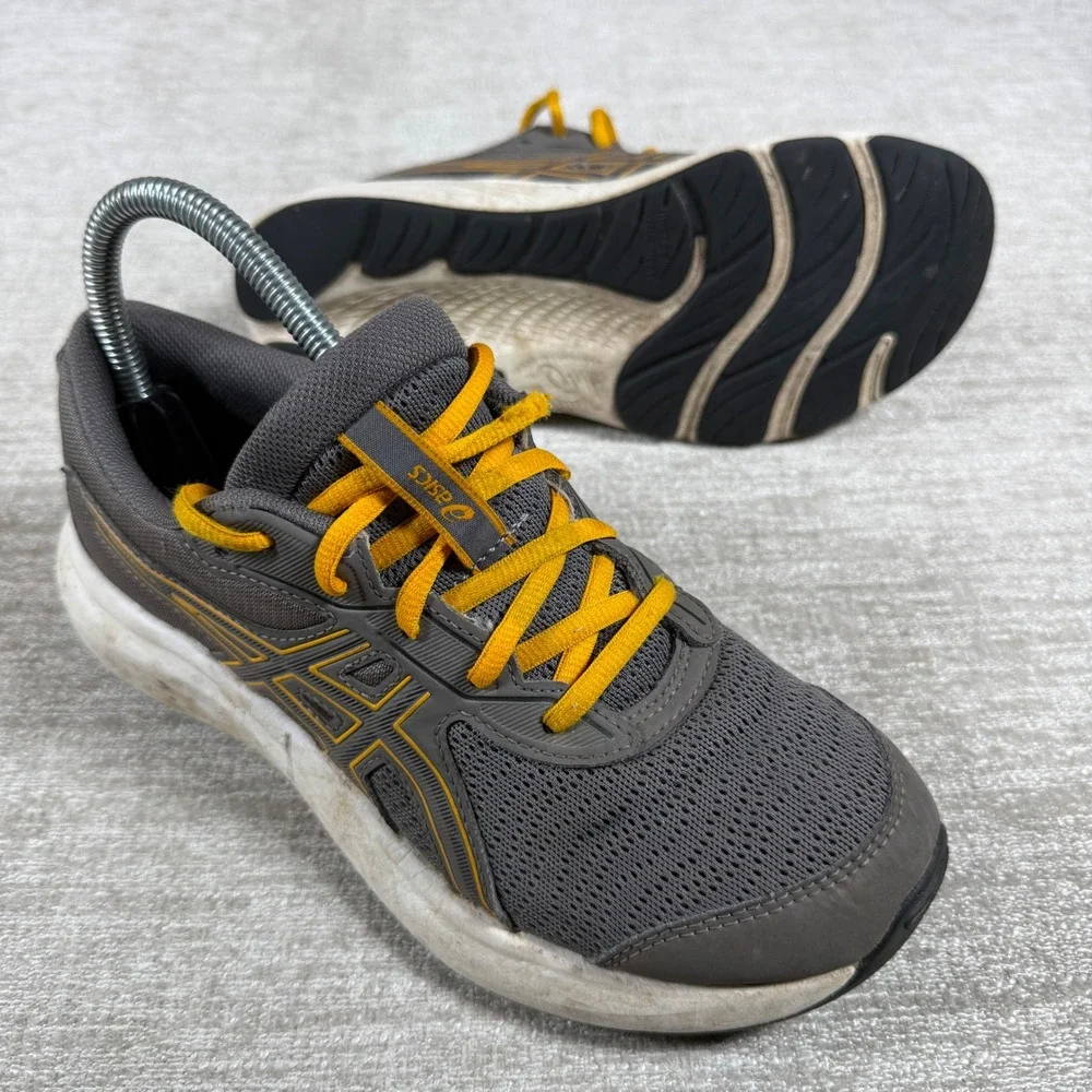 Asics Contend 9 Kids Size 5 Grey Yellow Mesh Athletic Running Sneakers